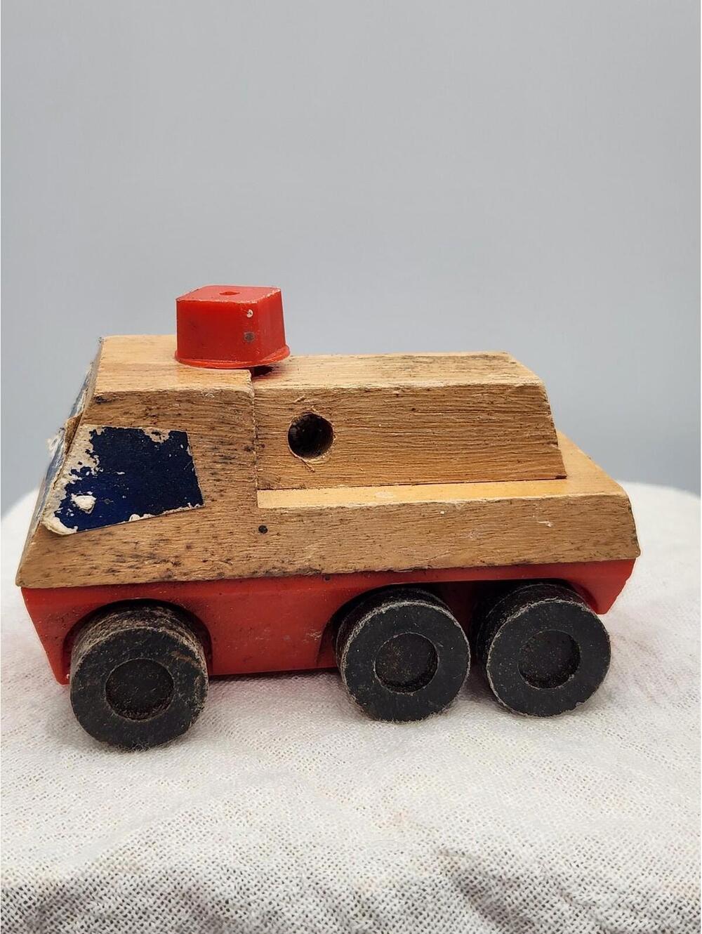 Vintage 1971 Mattel Wood & Plastic 6-Wheel Truck Toy Vehicle Korea Diecast D15